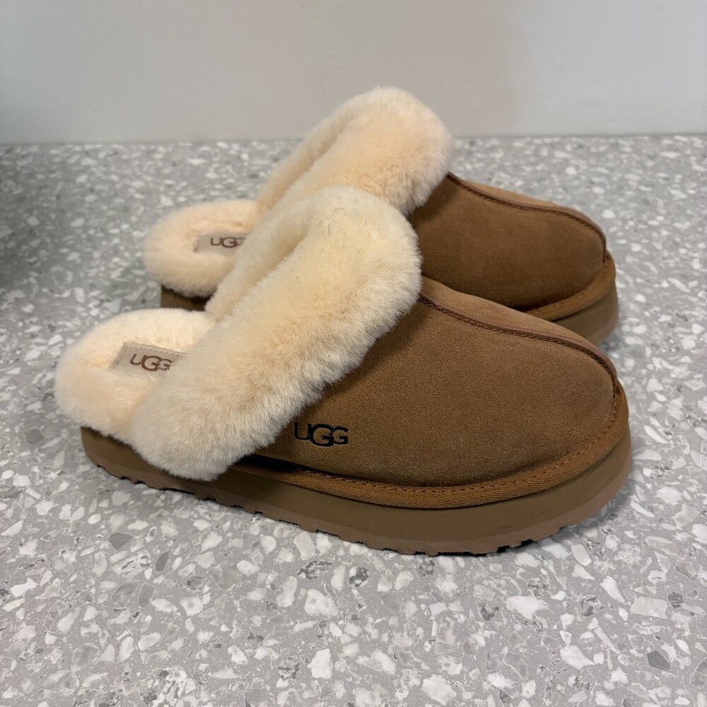 UGG Women's Disquette Platform Slippers, Chestnut, Women’s 9 EUC